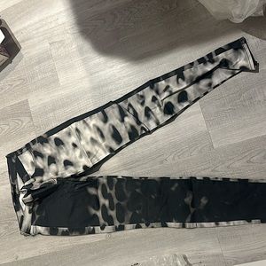 Like New J brand size 25